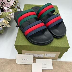 Men’s Gucci, Agrado double strap sandals size 8, made in Italy